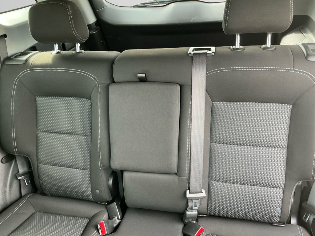 Used 2024 GMC Terrain SLE image 13