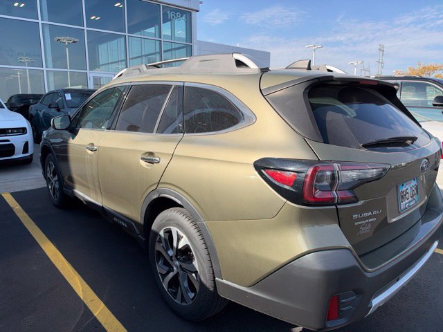 Used 2022 Subaru Outback Touring XT AWD/4WD image 4