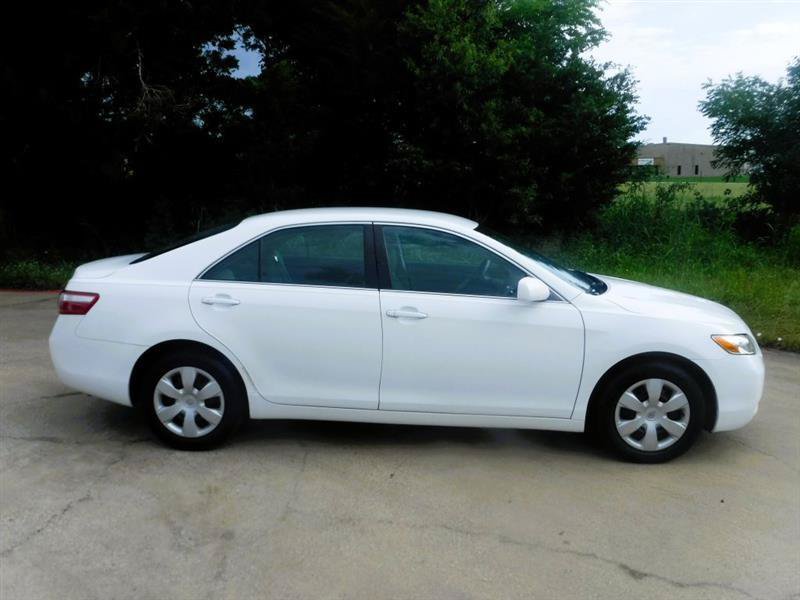 Used 2008 Toyota Camry LE FWD image 4