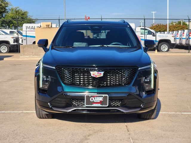 Used 2024 Cadillac XT4 Sport w/ Cold Weather Package FWD image 10