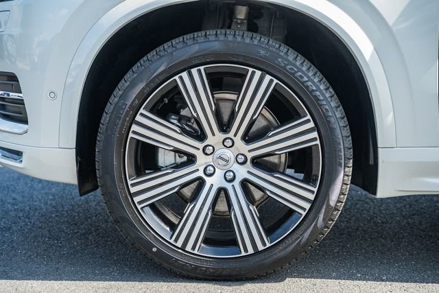 Certified 2023 Volvo XC90 B6 Ultimate w/ Protection Package Premier AWD/4WD image 18