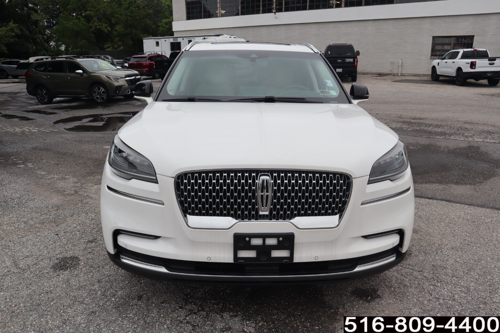 Used 2022 Lincoln Aviator AWD w/ Premium Package image 4