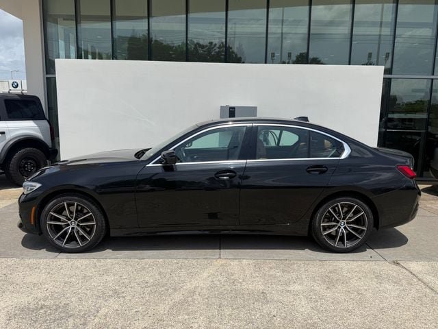 Used 2021 BMW 330i xDrive Sedan w/ Premium Package AWD/4WD image 2