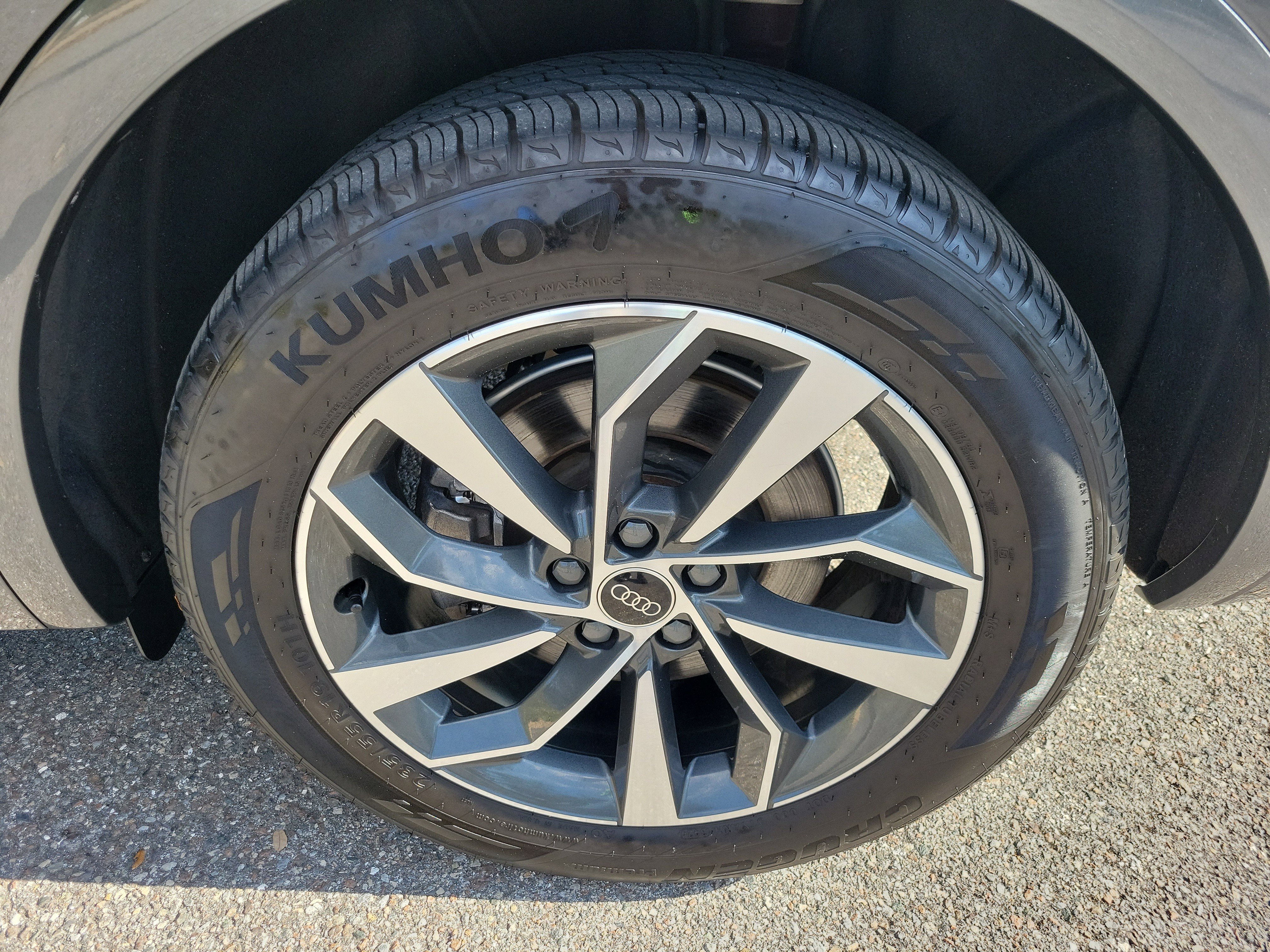 Certified 2025 Audi Q5 2.0T Premium Plus image 30