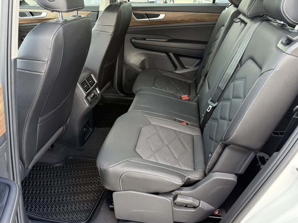 New 2026 Volkswagen Atlas SE image 24