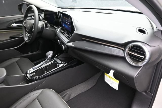New 2026 Chevrolet Trax ACTIV w/ Sunroof Package FWD image 43