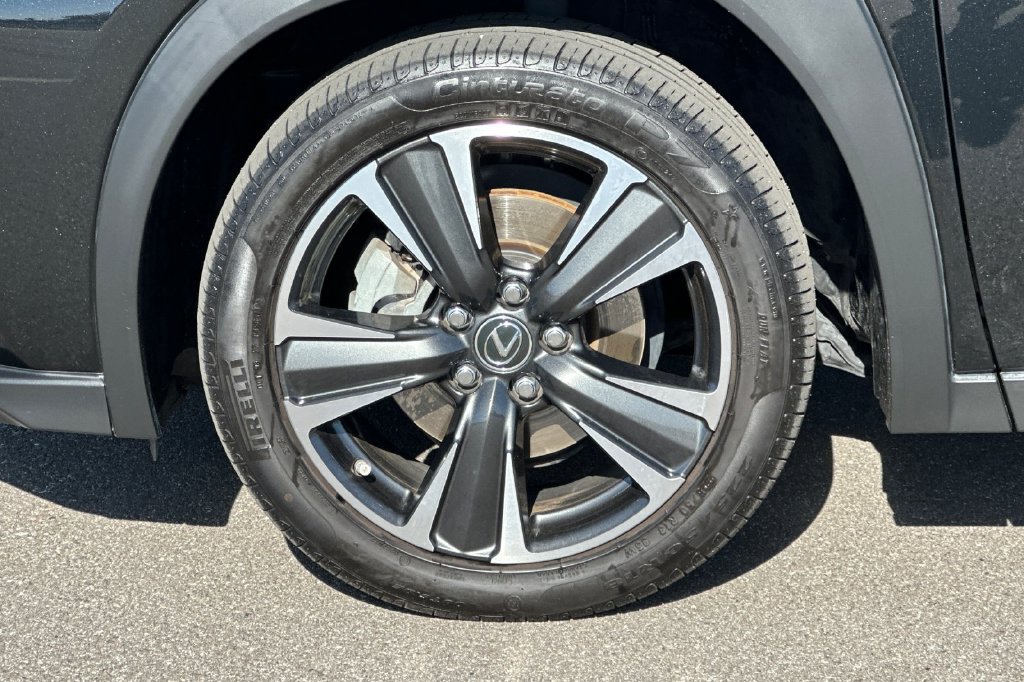 Used 2019 Lexus UX 200 w/ Premium Package FWD image 25