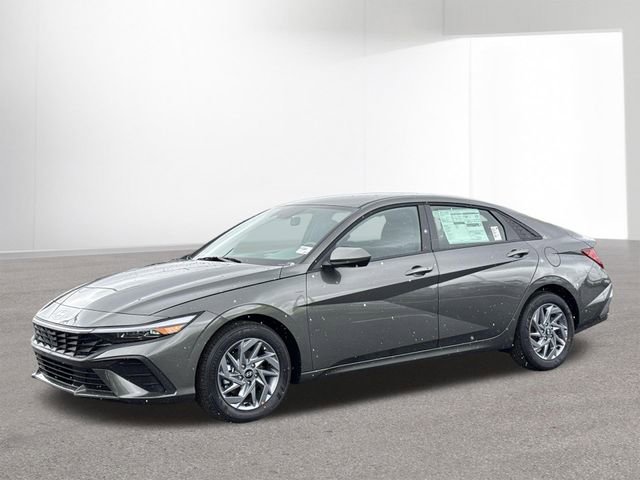New 2026 Hyundai Elantra Blue w/ Cargo Package image 11
