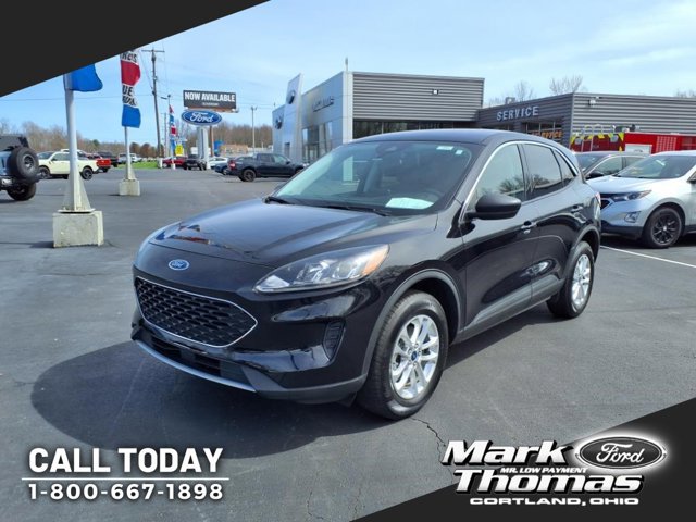 Used 2022 Ford Escape SE w/ Cold Weather Package image 1