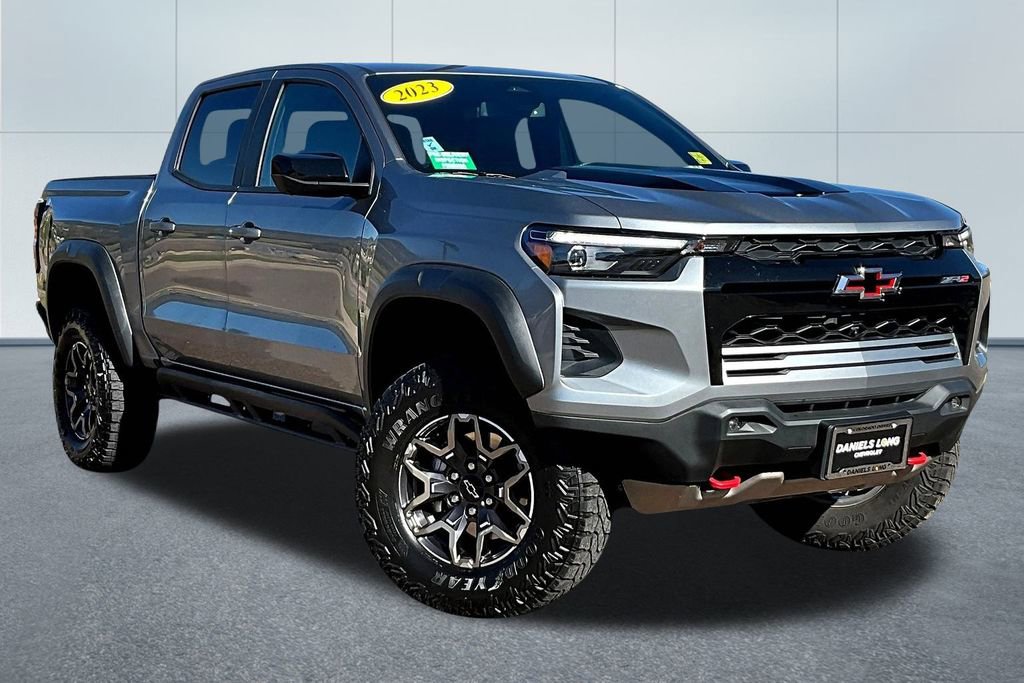 Used 2023 Chevrolet Colorado ZR2 w/ ZR2 Convenience Package III image 11