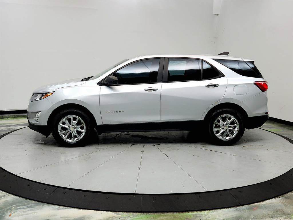 Used 2020 Chevrolet Equinox LS w/ LPO, Floor Liner Package FWD image 8