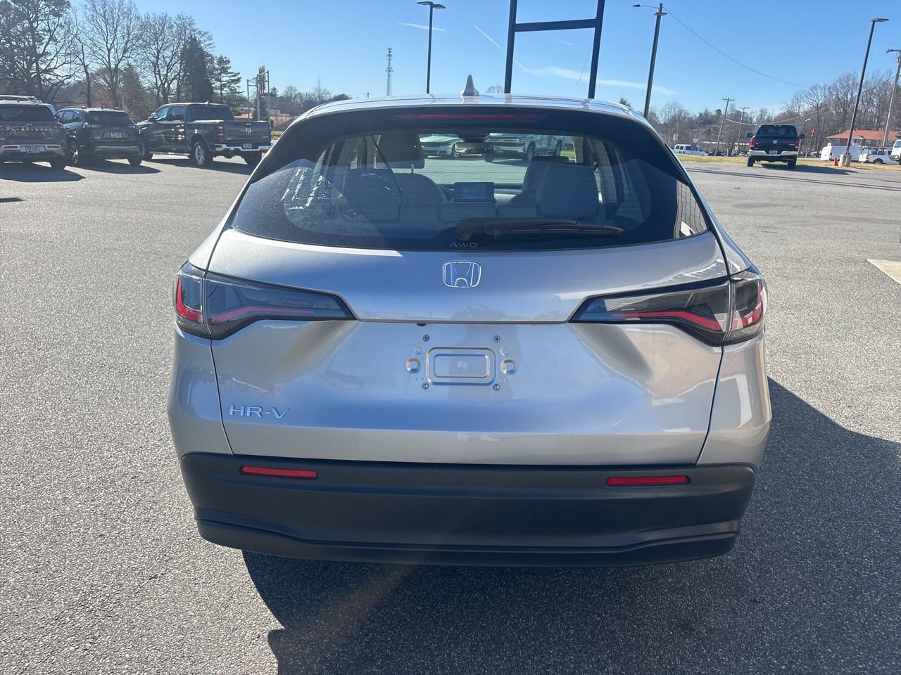 Used 2025 Honda HR-V LX image 7