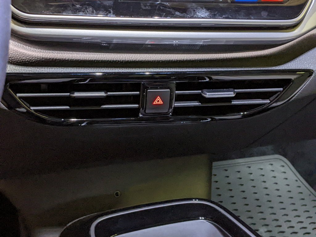 New 2025 Volkswagen ID.4 Pro S image 19