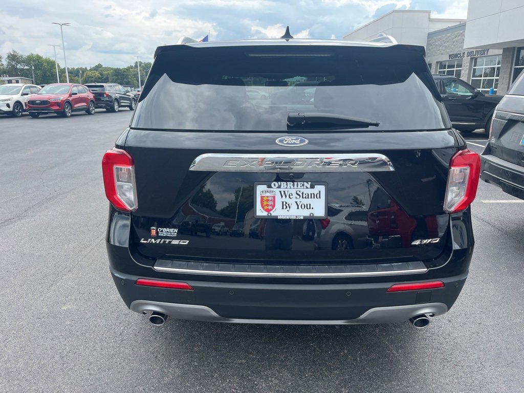 Used 2022 Ford Explorer Limited w/ Equipment Group 301A image 4