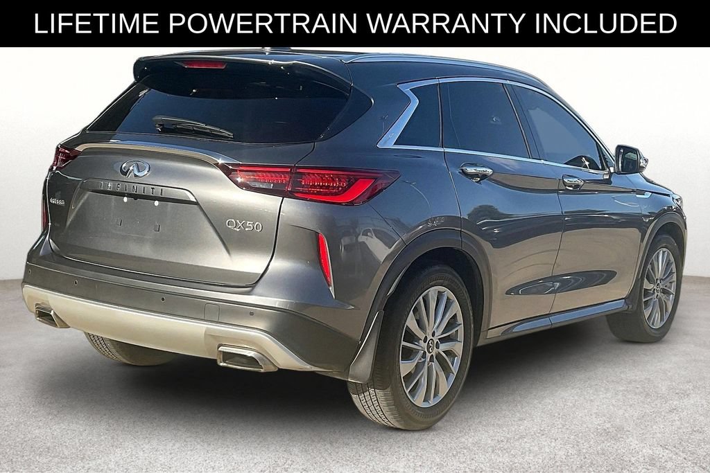Used 2023 INFINITI QX50 Luxe FWD image 2