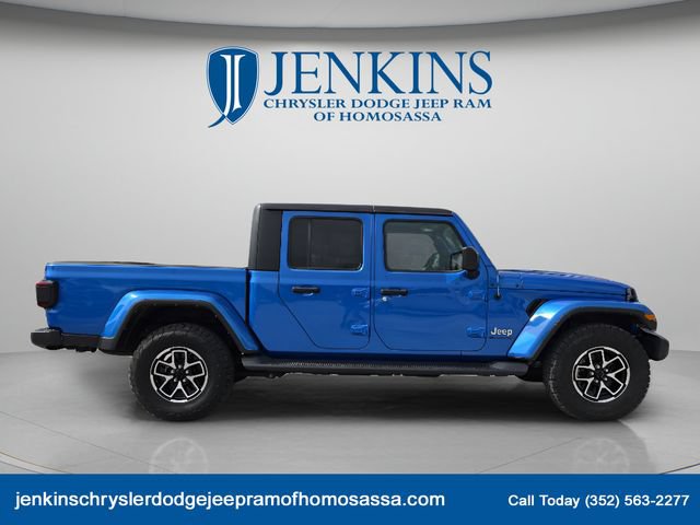 Used 2021 Jeep Gladiator Overland w/ Popular Equipment Package AWD/4WD image 2