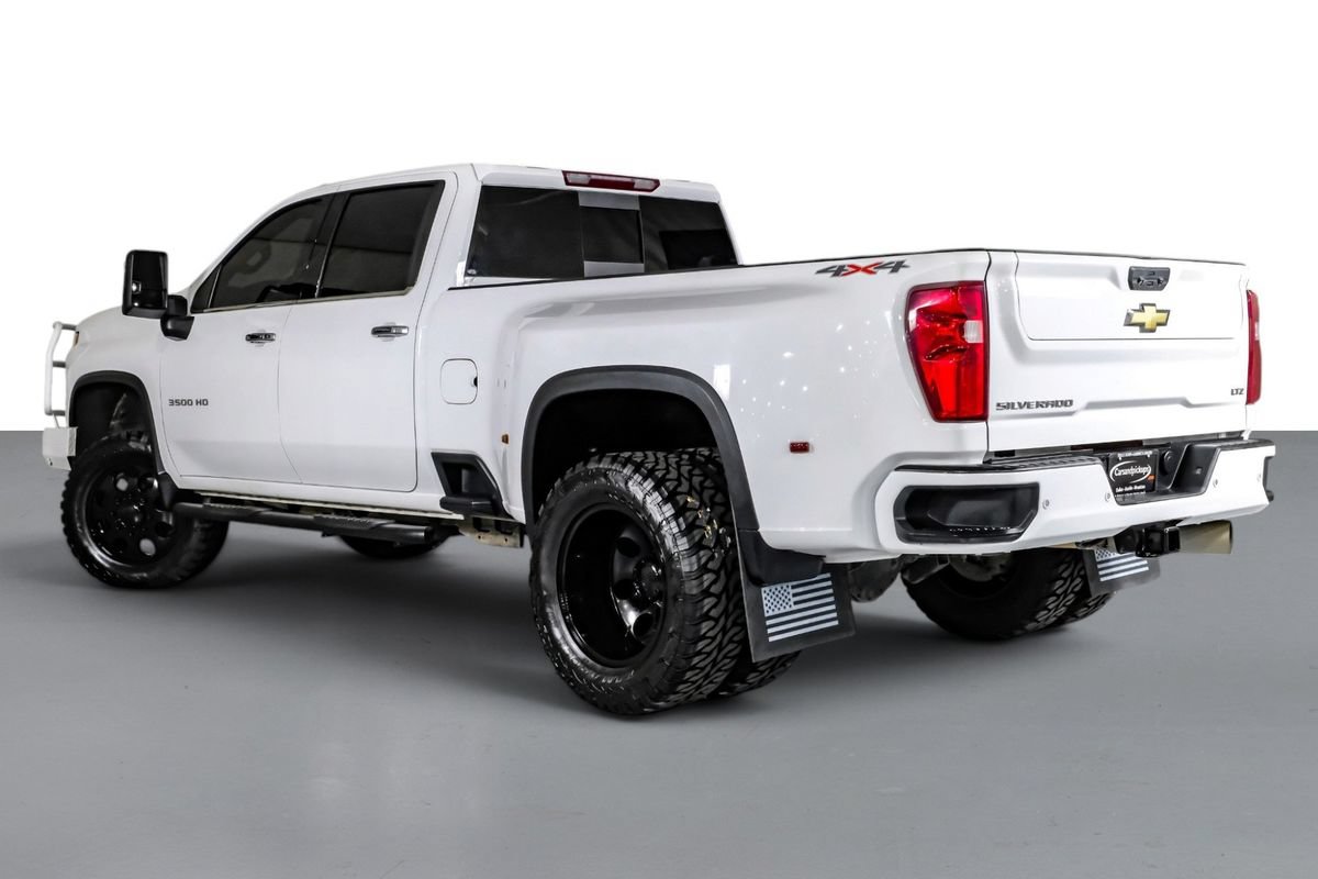 Used 2023 Chevrolet Silverado 3500 LTZ w/ LTZ Convenience Package AWD/4WD image 11