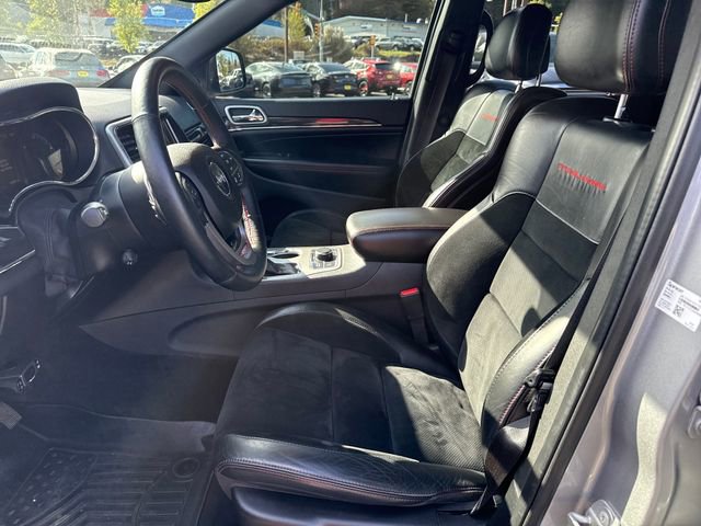 Used 2017 Jeep Grand Cherokee Trailhawk w/ Trailhawk Luxury Group image 18