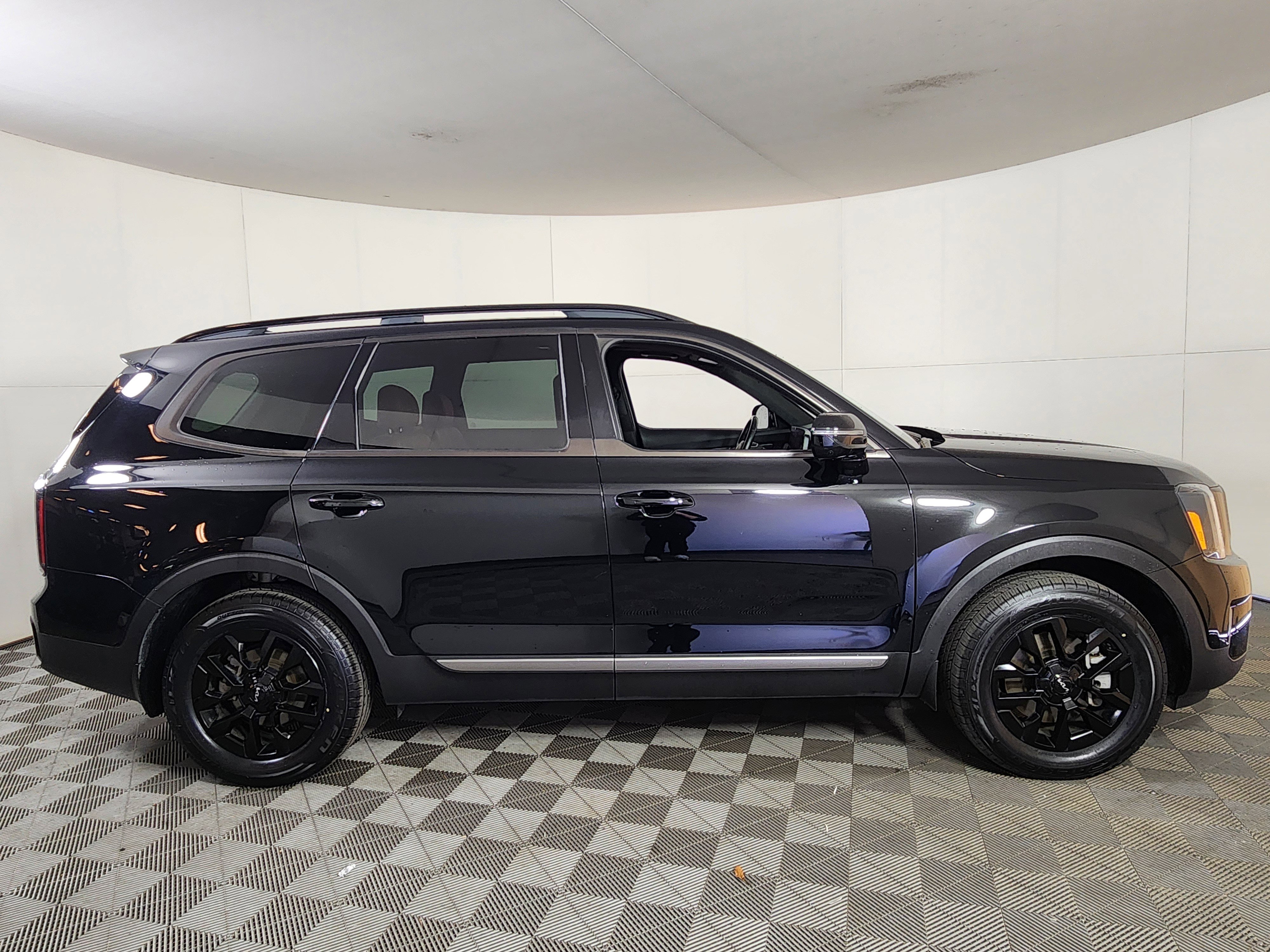 Used 2023 Kia Telluride SX Prestige X-Pro image 8