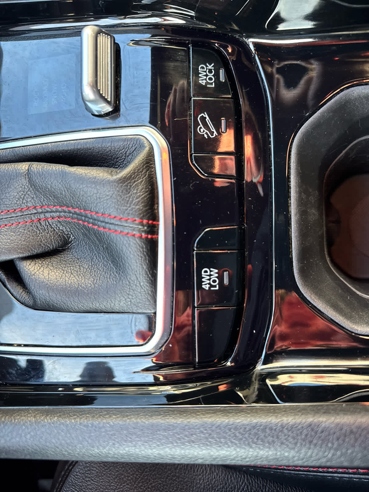 Used 2023 Jeep Compass Trailhawk image 22