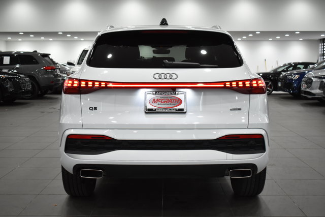 Used 2025 Audi Q5 Premium w/ Convenience Package AWD/4WD image 10
