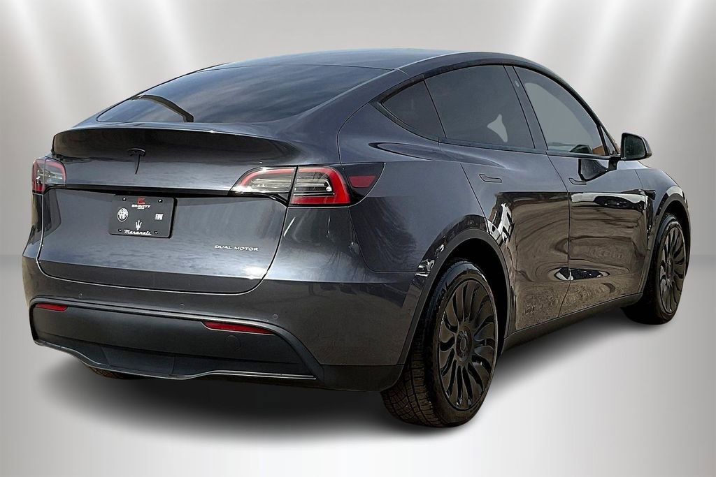 Used 2021 Tesla Model Y Long Range image 6
