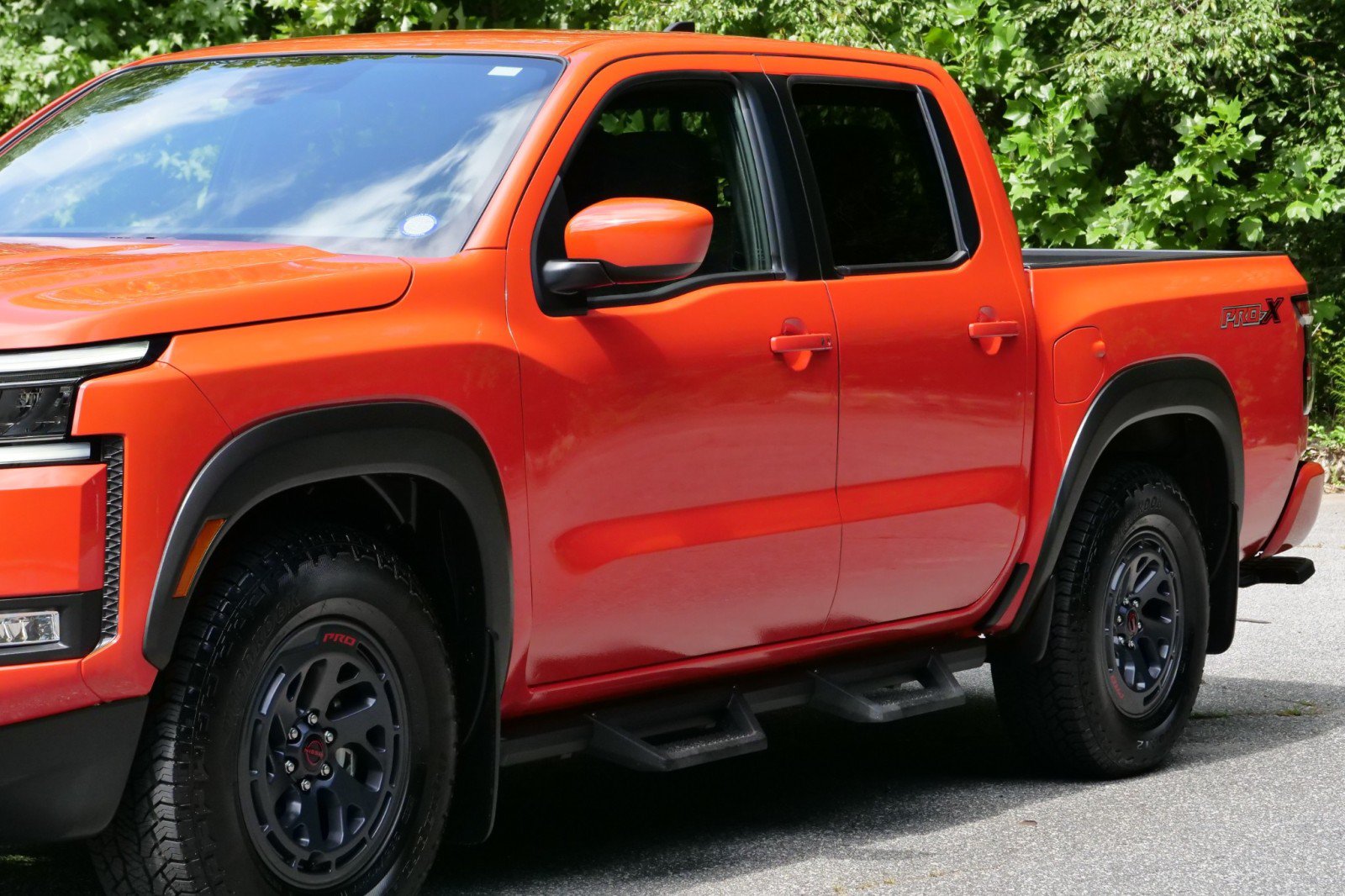 Used 2025 Nissan Frontier Pro-X RWD image 44