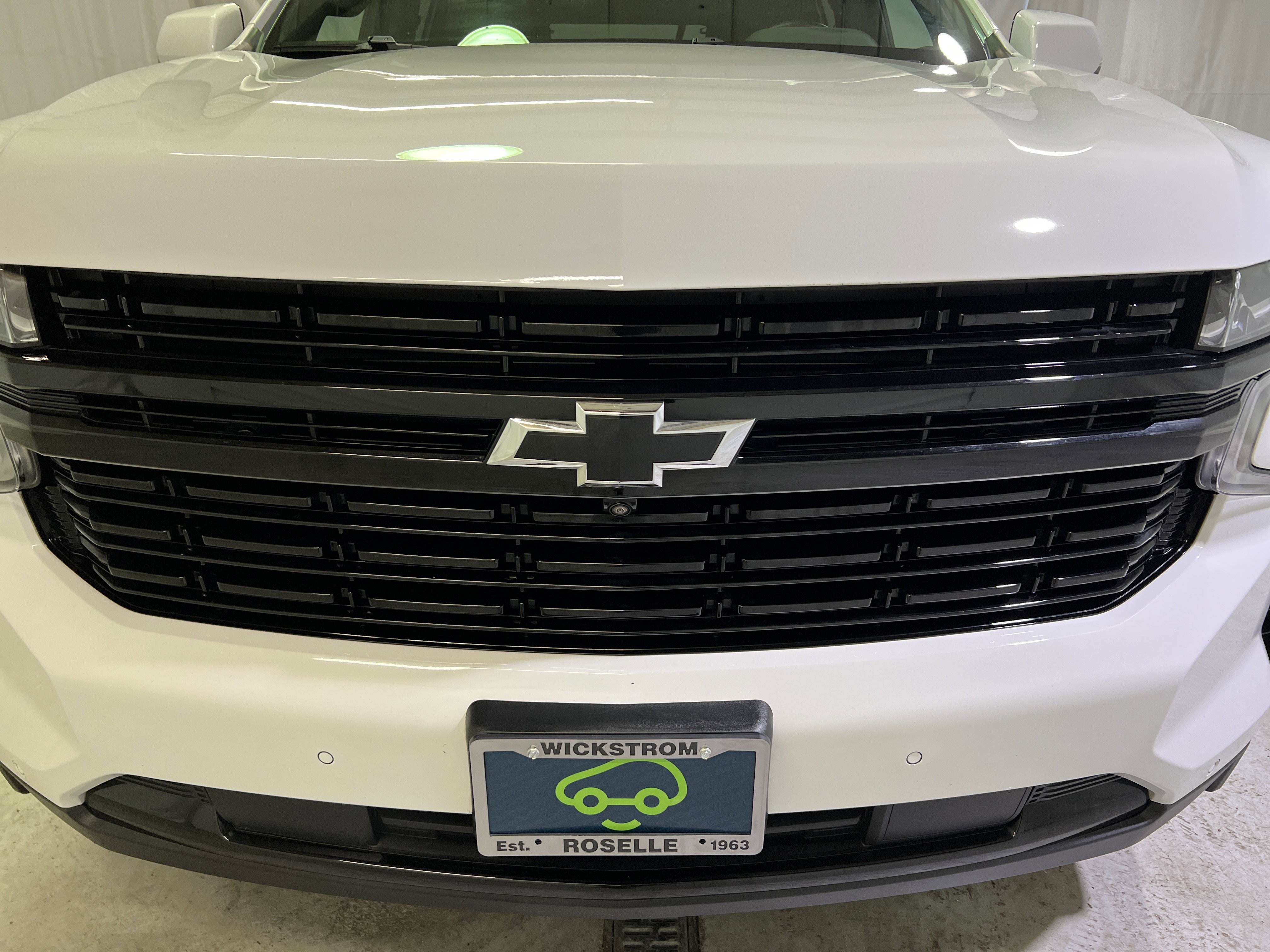 Used 2023 Chevrolet Suburban RST w/ Luxury Package image 4