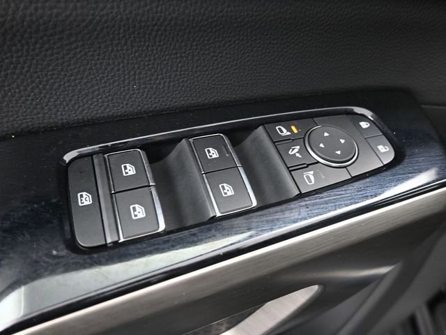 Used 2024 Nissan Pathfinder Platinum image 13