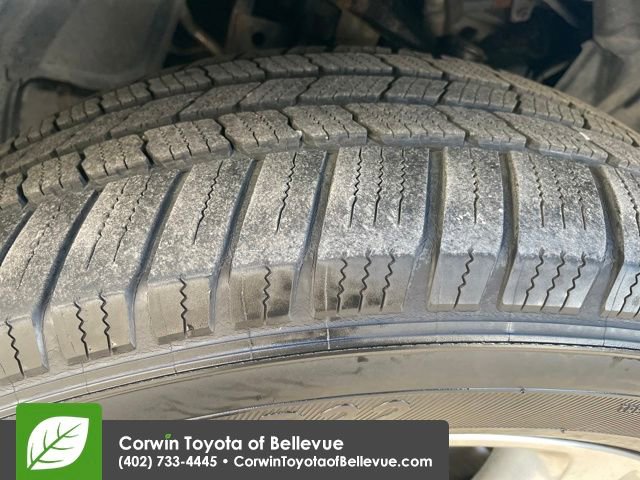 Used 2015 INFINITI QX80 4WD w/ Deluxe Technology Package image 27