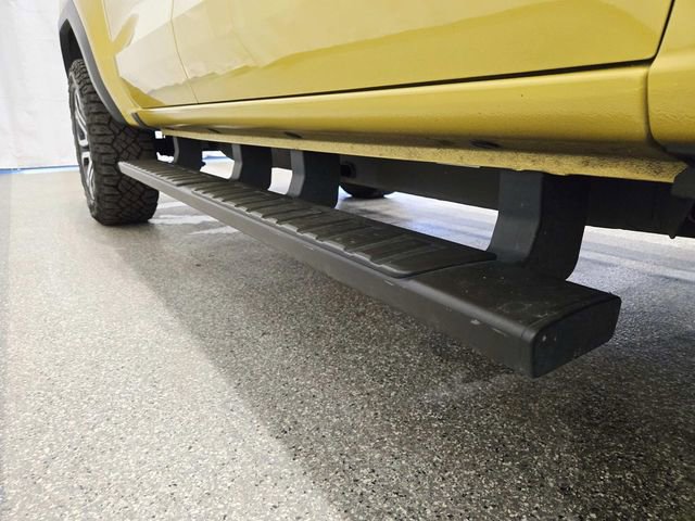 Used 2024 GMC Canyon AT4 w/ AT4 Premium Package image 16