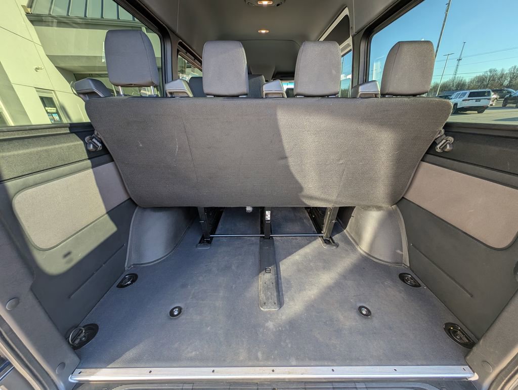 Used 2024 Mercedes-Benz Sprinter 2500 image 13