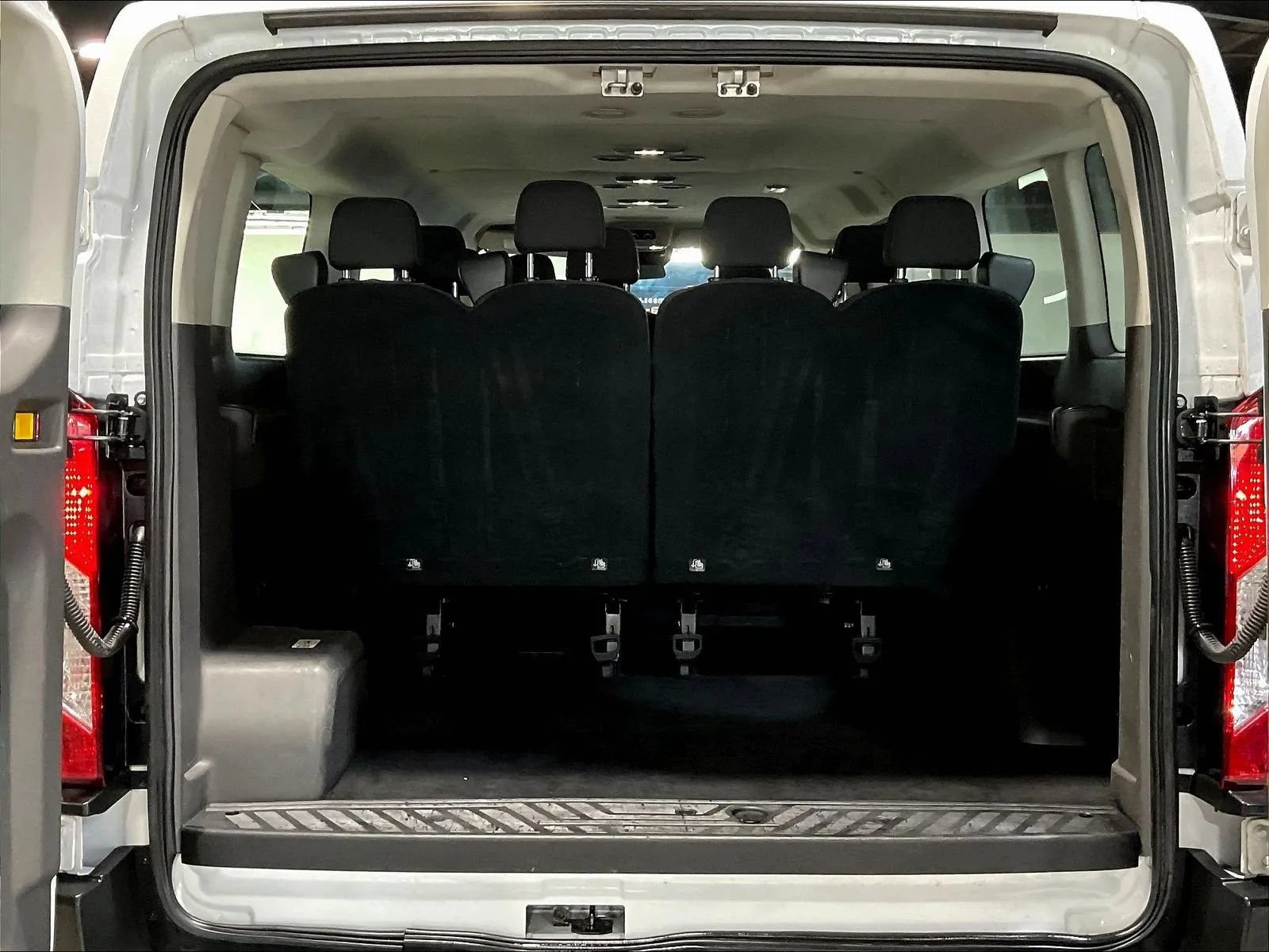 Used 2023 Ford Transit 350 XLT RWD image 38