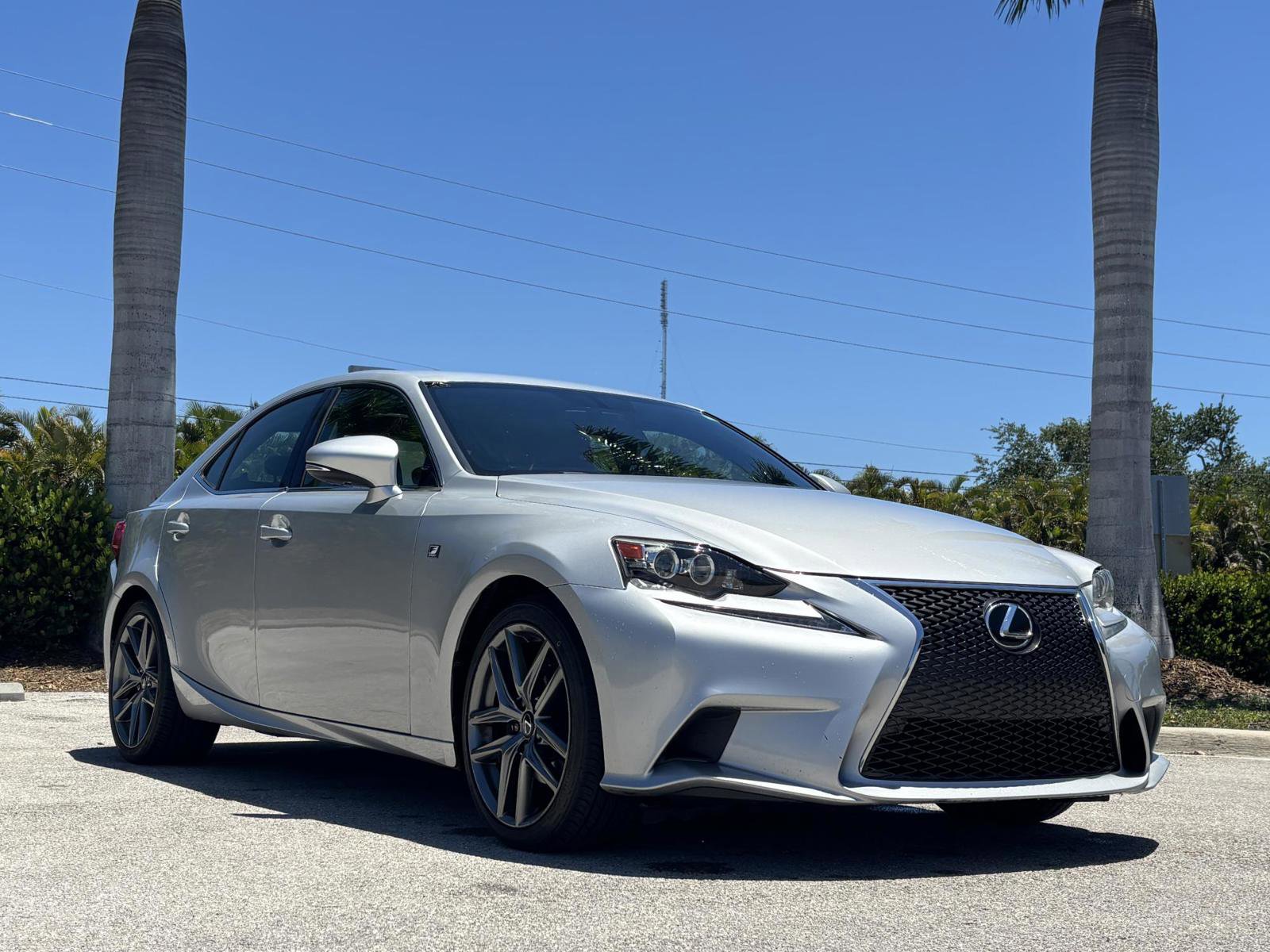Used 2015 Lexus IS 250 w/ F-Sport Package RWD image 4