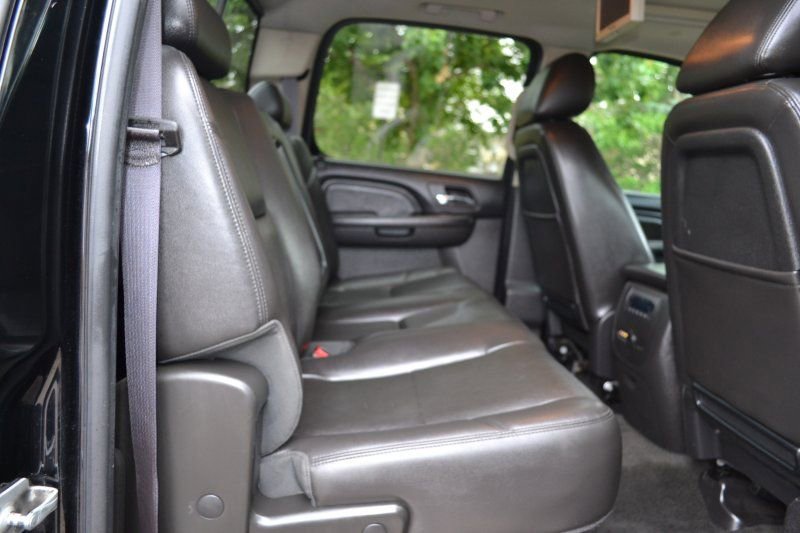 Used 2013 GMC Sierra 3500 Denali image 36