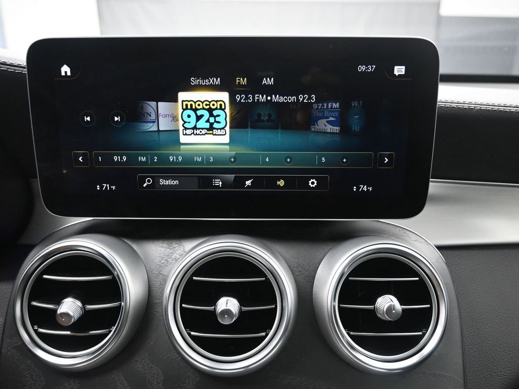 Used 2023 Mercedes-Benz GLC 300 4MATIC Coupe image 11