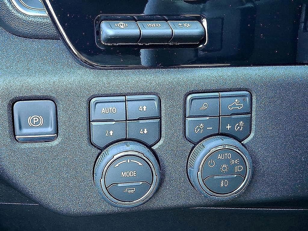 New 2026 Chevrolet Silverado 1500 High Country w/ High Country Premium Package image 20