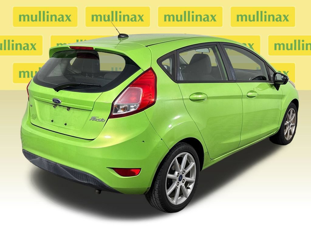 Used 2015 Ford Fiesta SE w/ Equipment Group 201A FWD image 4