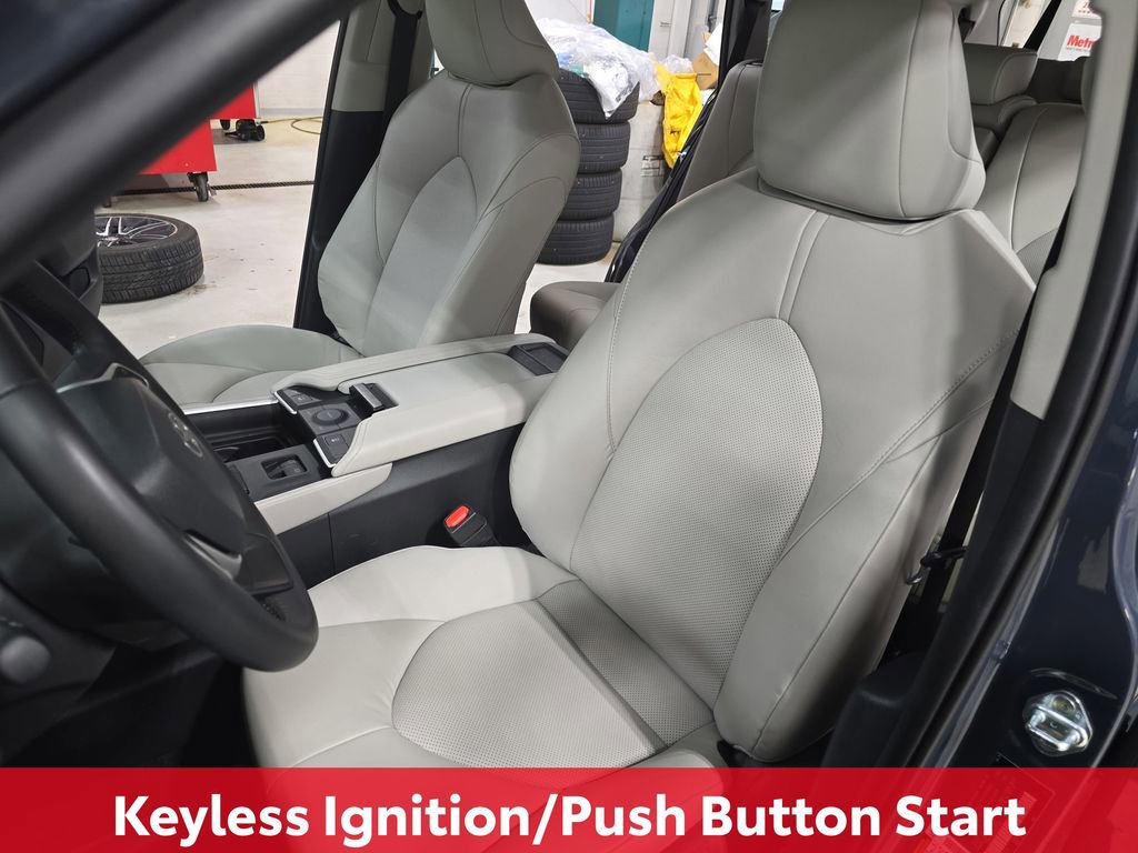 Certified 2024 Toyota Grand Highlander XLE image 19
