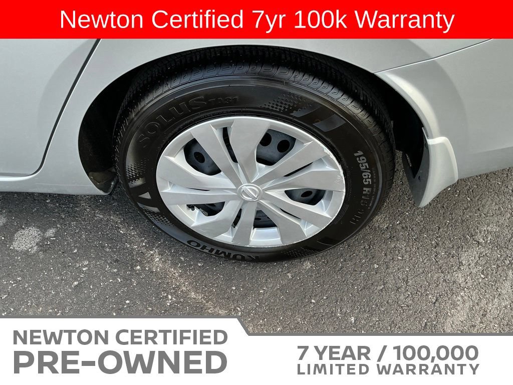 Used 2025 Nissan Versa S w/ Trunk Package FWD image 40