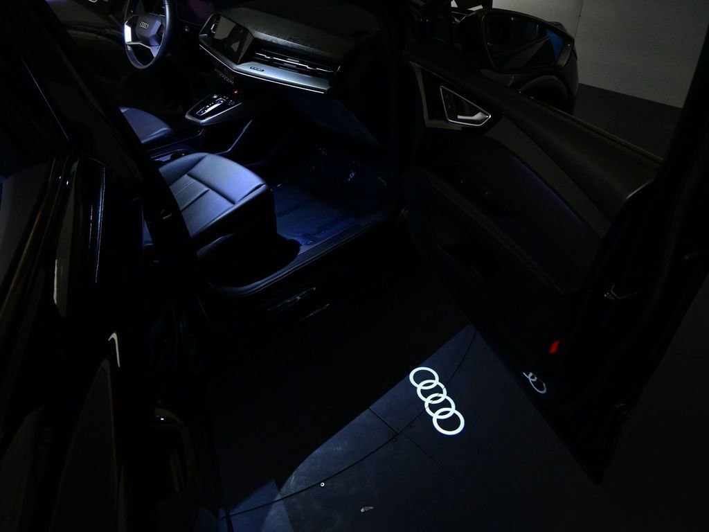 Used 2024 Audi Q4 e-tron Premium Plus w/ Premium Plus image 50