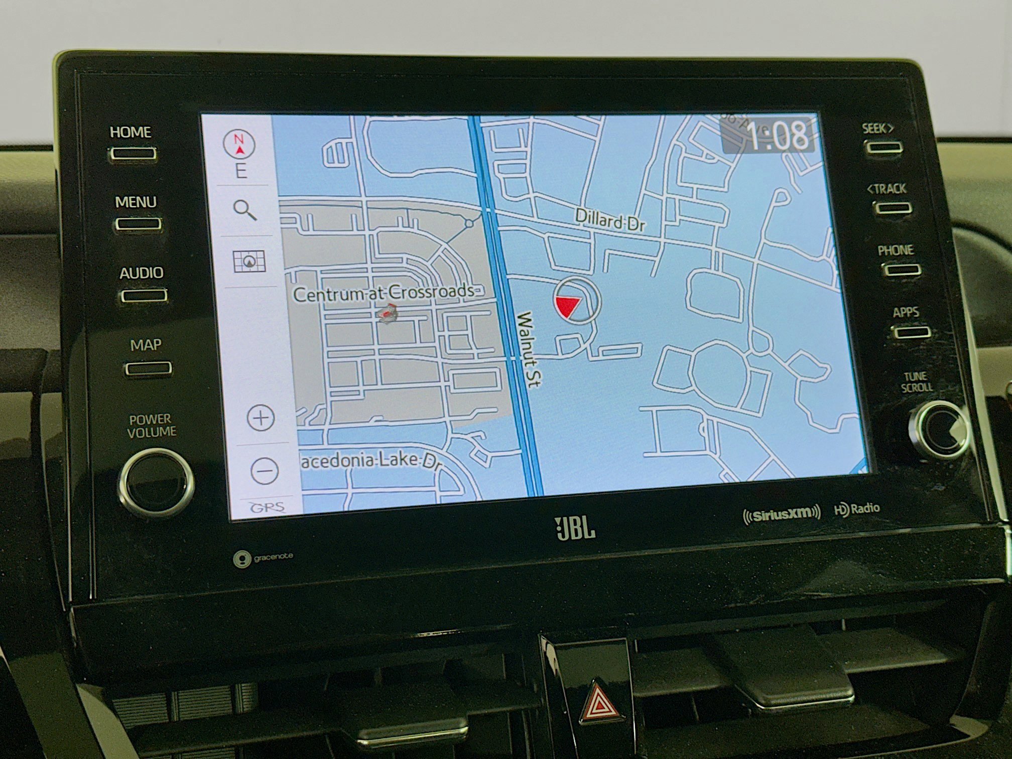 Used 2021 Toyota Camry XLE w/ Navigation Upgrade Package image 22