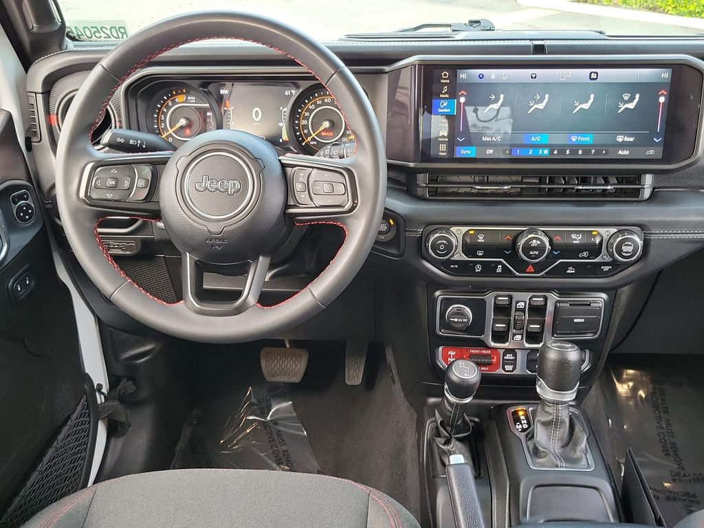 Used 2024 Jeep Wrangler Rubicon image 4