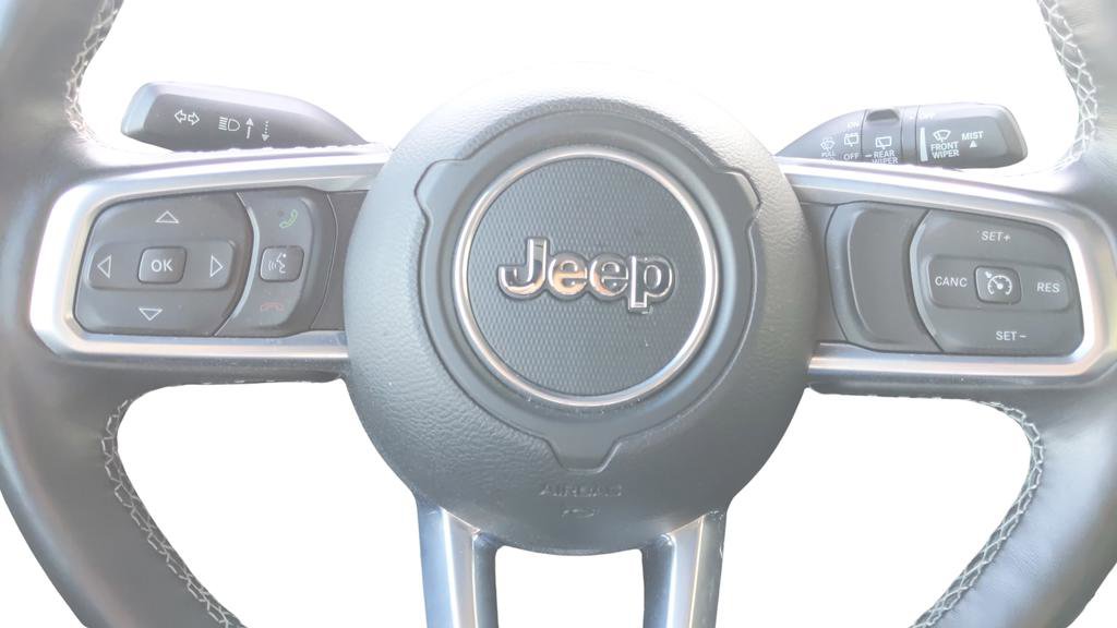 Used 2022 Jeep Wrangler Unlimited Sahara w/ Cold Weather Group image 19