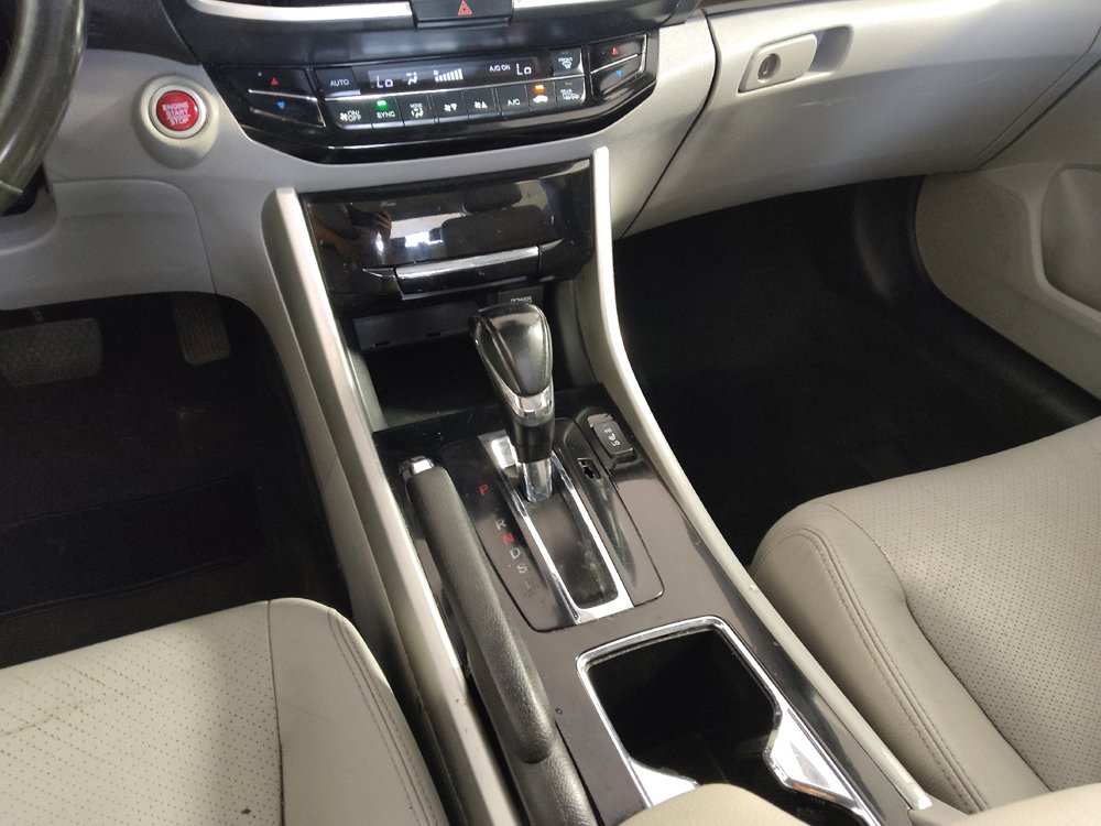 Used 2017 Honda Accord EX-L image 26