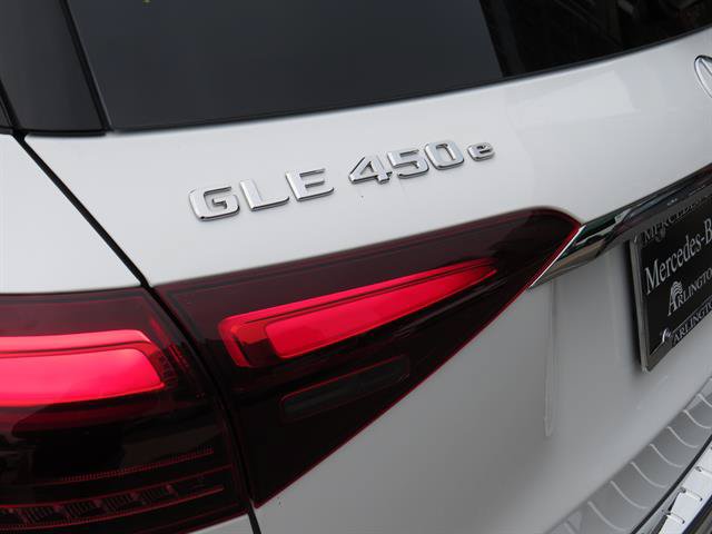 Used 2025 Mercedes-Benz GLE 450e 4MATIC w/ Winter Package image 30