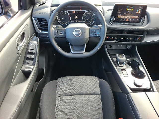 Used 2026 Nissan Rogue SV w/ Cold Weather Package AWD/4WD image 12