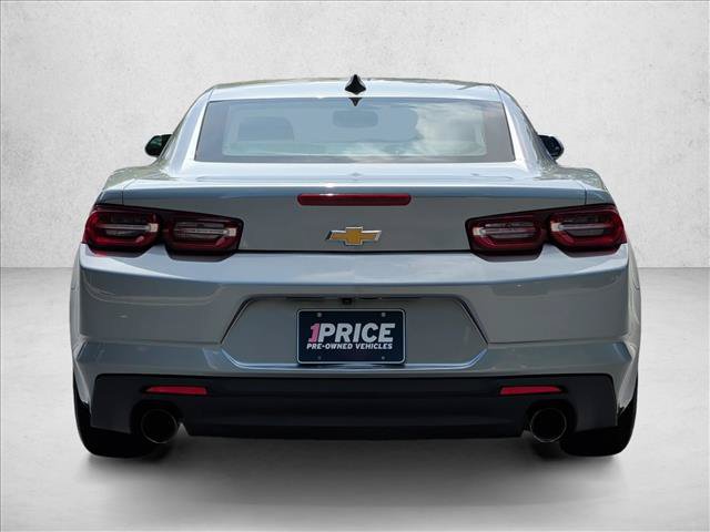 Used 2023 Chevrolet Camaro LT RWD image 6