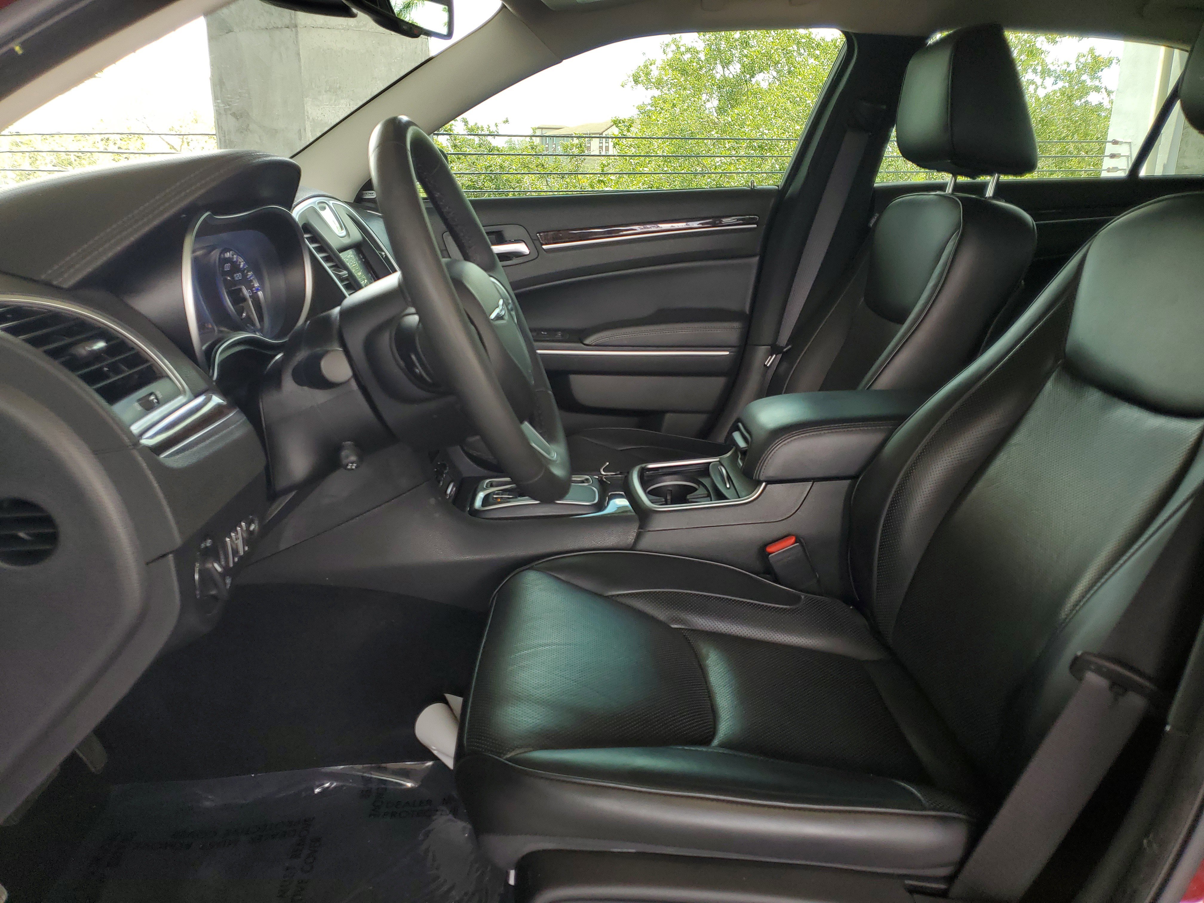 Certified 2023 Chrysler 300 Touring L w/ Comfort Group RWD image 19