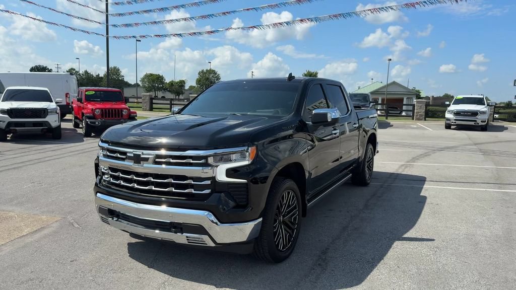 Used 2026 Chevrolet Silverado 1500 LTZ w/ LTZ Premium Package AWD/4WD image 2
